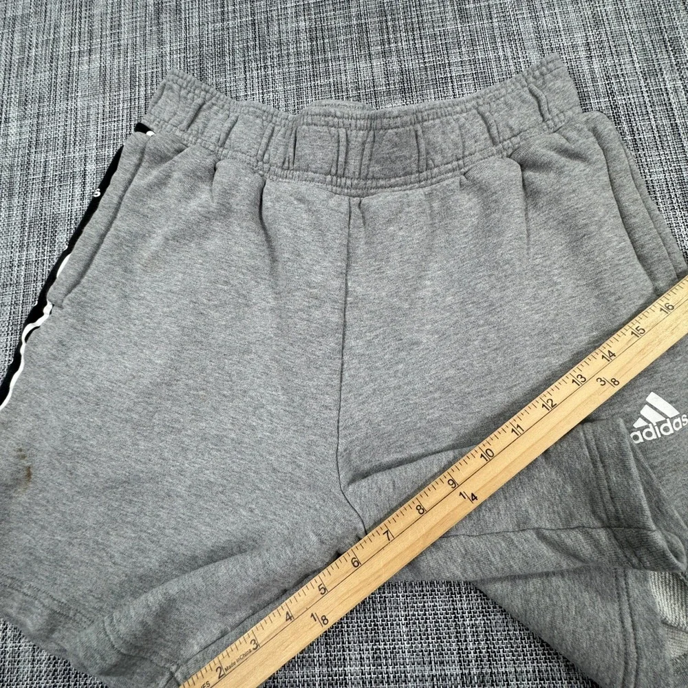 adidas *orders ship
